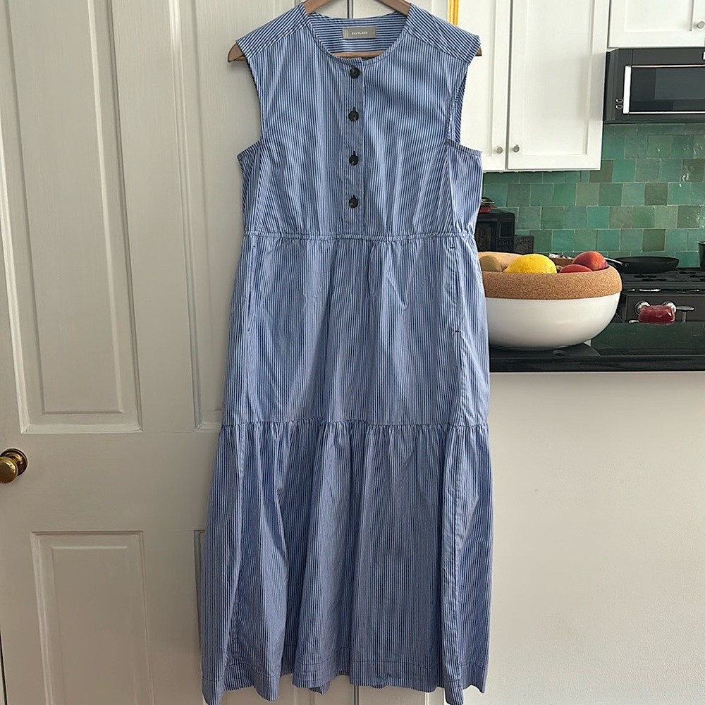 Everlane tiered midi dress sz small blue/white stripe EUC